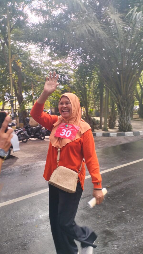 Kolaborasi KLPI dan Dinkes Lombok Tengah Sukses Wujudkan Lansia Sehat dan Bugar